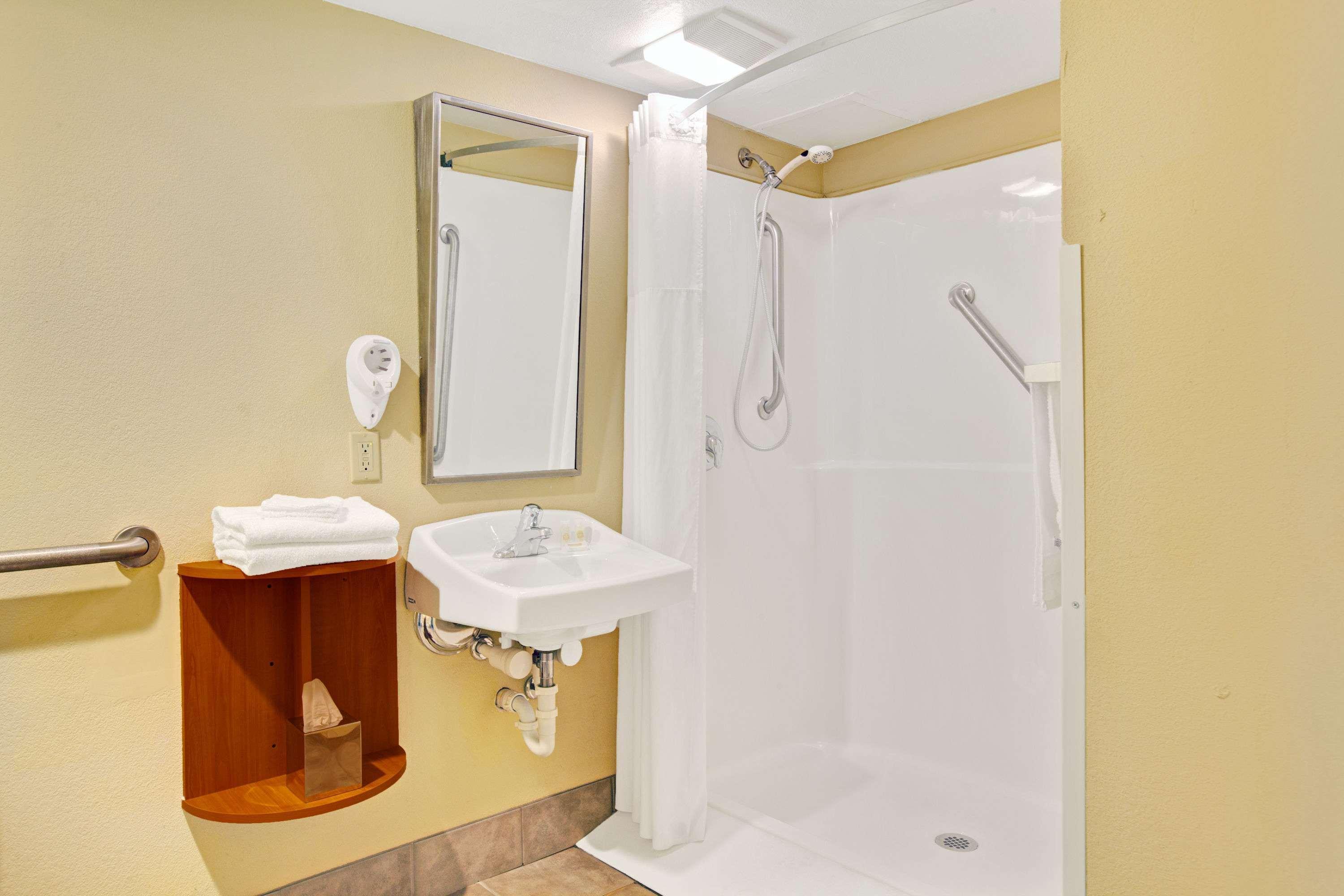 Windsor Hotel East Windsor Ngoại thất bức ảnh